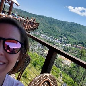 Meet your Posher, Angie